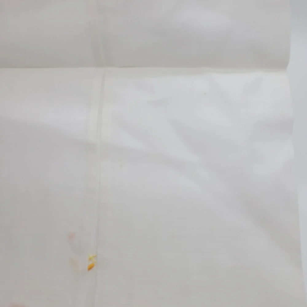 Vintage Embroidered Floral Hand  Towel White Linen Yellow Scalloped‎ Edge Roses